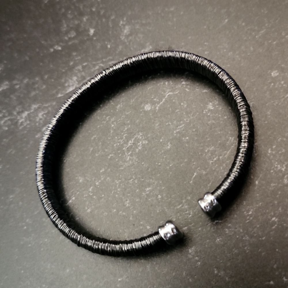 Italian Designer JCM Wire Wrapped Flexible Sterling Silver Cuff Bracelet - Med